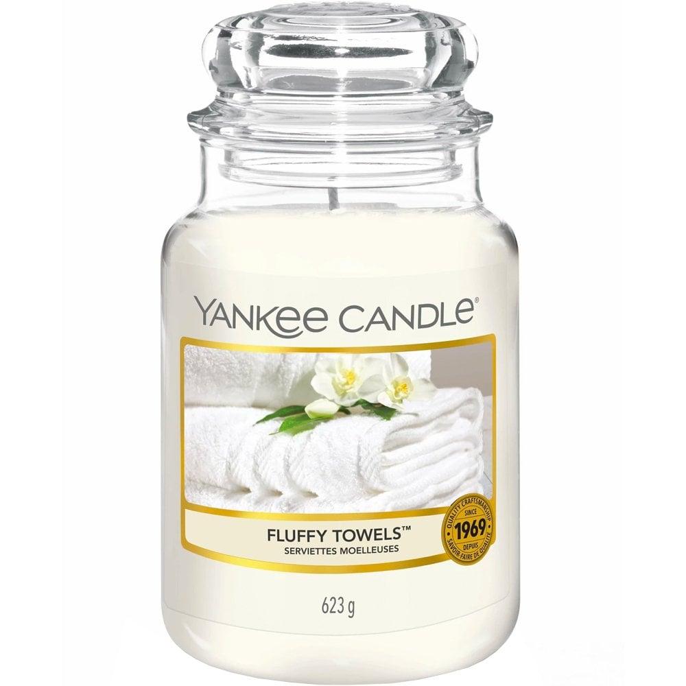 Yankee Candle 623g - Fluffy Towels - Housewarmer Duftkerze großes Glas